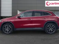 Begagnad Mercedes EQA300 AMG Line Premium 167 kW (228 HK) 2023 Röd SUV