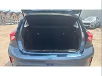 Used Ford Focus Zetec 99 HP (72 kW) 2018 Blue Hatchback