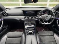 Begagnad Mercedes E220 AMG line 2016 Vit Sedan