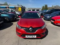 Used Renault Mégane Dynamique 130 HP (95 kW) 2017 Red Hatchback