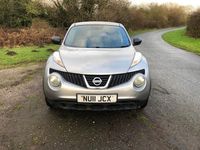 Begagnad Nissan Juke Visia 2011 Silver SUV