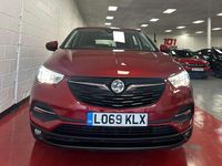 Used Vauxhall Grandland X S 130 HP (95 kW) 2019 Red SUV