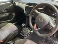 Used Vauxhall Corsa Design Edition 75 HP (55 kW) 2023 White Hatchback