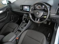 Used Skoda Karoq SE 150 HP (110 kW) 2019 White SUV
