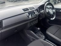 Used Skoda Fabia Colour Edition 95 HP (69 kW) 2021 White Hatchback