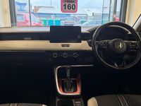 Used Honda HR-V Advance 131 HP (96 kW) 2023 Beige SUV