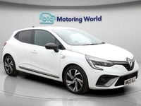Used Renault Clio V RS Line 90 HP (66 kW) 2023 White Hatchback