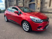 Used Renault Clio Dynamique 75 HP (55 kW) 2017 Red Hatchback