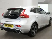 Used Volvo V40 R-Design Pro 152 HP (111 kW) 2019 Hatchback