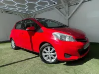 Used Toyota Yaris 101 HP (74 kW) 2013 Red Hatchback