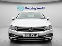 Used VW Passat SEL 150 HP (110 kW) 2021 Silver Estate