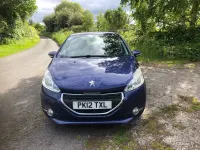 Used Peugeot 208 Active 115 HP (84 kW) 2012 Blue Hatchback