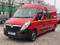 Used Vauxhall Movano 125 HP (91 kW) 2015 Red MPV