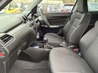 Usado Suzuki Swift SZ5 2024 Cinzento Citadino