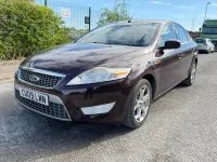 Used Ford Mondeo Titanium 2009 Red Hatchback