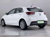 Used Kia Rio 2019 White Hatchback