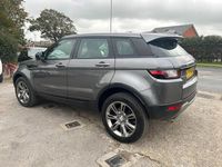Used Land Rover Range Rover evoque SE 180 HP (132 kW) 2017 Grey Estate