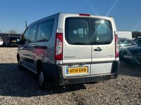 Begagnad Peugeot TePee Comfort 2014 Silver Minibuss