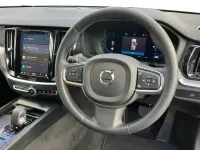 Używany Volvo V60 Core 2023 Czarny Kombi