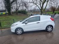 Used Ford Fiesta 2011 White Hatchback