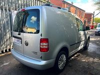 Usado VW Caddy Trendline 2013 Prateado Monovolume