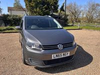 Used VW Touran SE 105 HP (77 kW) 2015 Grey MPV
