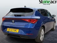 Used Seat Leon SE Dynamic 110 HP (80 kW) 2023 Blue Hatchback
