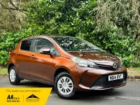 Used Toyota Yaris Multidrive S 99 HP (72 kW) 2014 Brown Hatchback