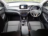 Used Hyundai Tucson SE 132 HP (97 kW) 2020 Grey SUV