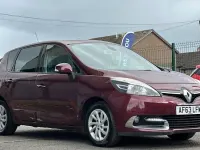 Used Renault Scénic III Dynamique 110 HP (80 kW) 2013 Red MPV