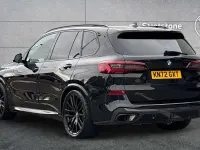 Gebraucht BMW X5 M Sport 335 PS (246 kW) 2022 Schwarz SUV