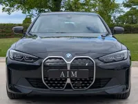 Usado BMW i4 Sport Line 210 kW (286 CV) 2024 Negro Berlina