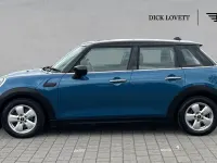 Used Mini Cooper Classic 134 HP (98 kW) 2022 Blue Hatchback