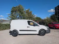 Used Citroën Berlingo 75 HP (55 kW) 2016 White MPV