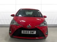 Used Toyota Yaris 111 HP (81 kW) 2019 Red Hatchback