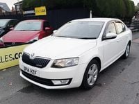 Used Skoda Octavia GreenLine 110 HP (80 kW) 2014 White Hatchback