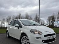 Usado Fiat Punto Easy 69 HP (50 kW) 2013 Branco Citadino