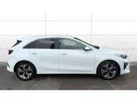Used Kia Ceed 118 HP (86 kW) 2019 White Hatchback