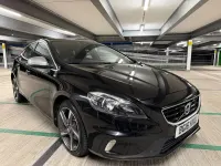 Used Volvo V40 R-Design 120 HP (88 kW) 2016 Black Hatchback