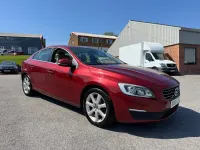 Usado Volvo S60 SE 120 HP (88 kW) 2016 Vermelho Sedan