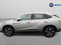 Usado MG HS SE 224 CV (164 kW) 2025 Plateado SUV