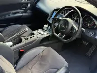Begagnad Audi R8 Spyder Design 525 HK (386 kW) 2014 Svart Cab