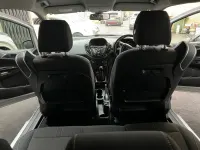 Begagnad Ford B-MAX Zetec 88 HK (64 kW) 2017 Silver Minibuss