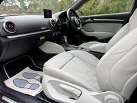 Begagnad Audi S3 Sportback Performance 2016 Grå Halvkombi
