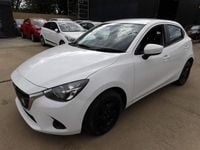 Used Mazda 2 75 HP (55 kW) 2016 White Hatchback