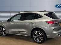 Käytetty Ford Kuga ST-Line X 150 HP (110 kW) 2023 Hopea Katumaasturi
