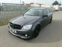 Usado Mercedes C180 156 HP (114 kW) 2010 Cinzento Sedan