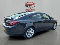 Second-hand Vauxhall Insignia SRi 140 CP (102 kW) 2015 Negru Hatchback