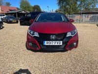 Begagnad Honda Civic SR 120 HK (88 kW) 2017 Röd Halvkombi