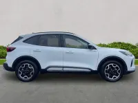 Usado Ford Kuga Active 243 CV (178 kW) 2024 Blanco SUV
